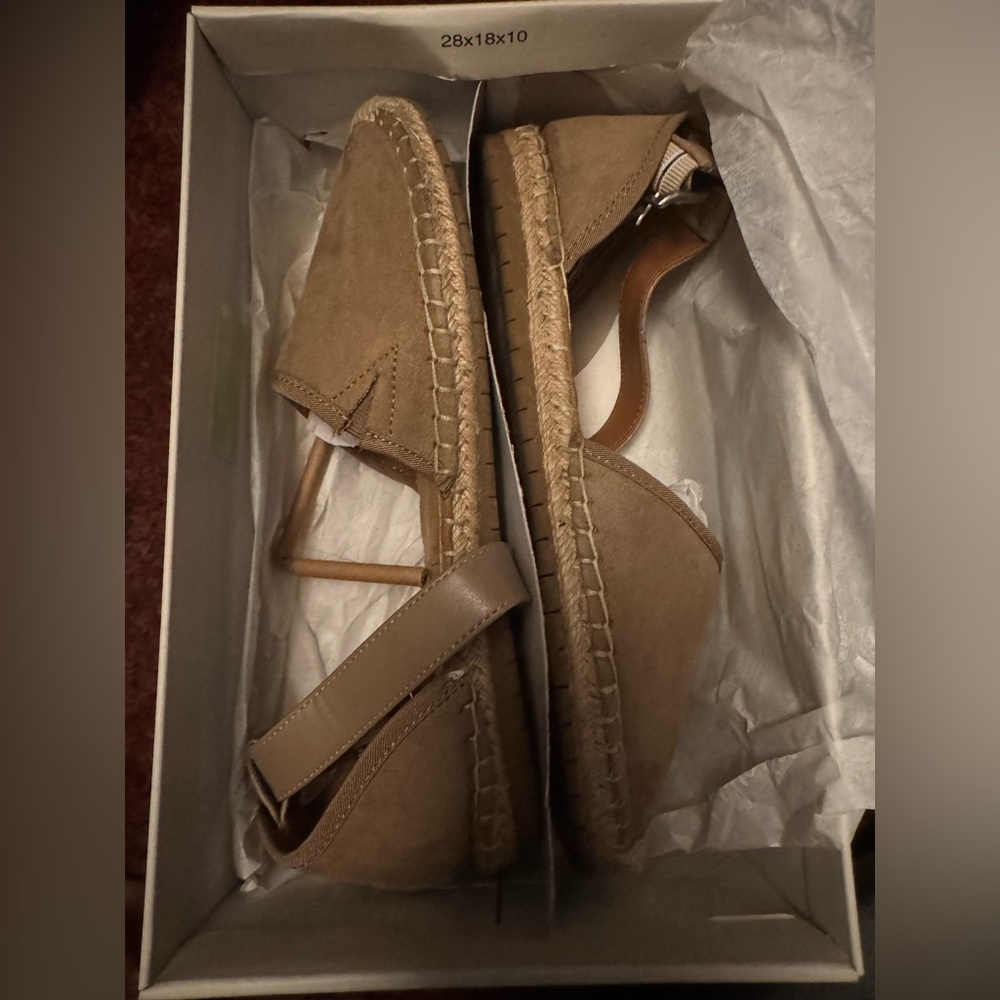Loafer sandals